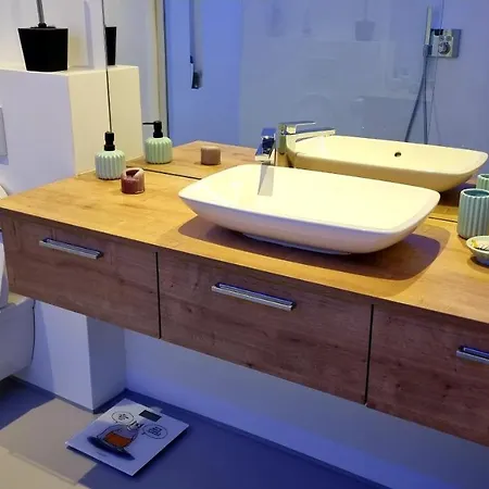 Starsinspa Apartment